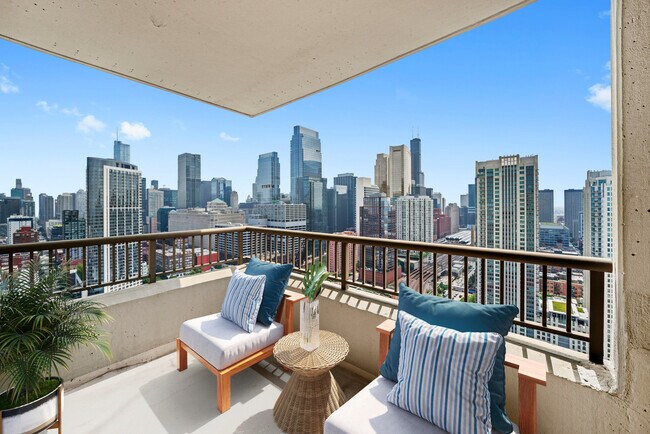 Building Photo - 501 N Clinton St