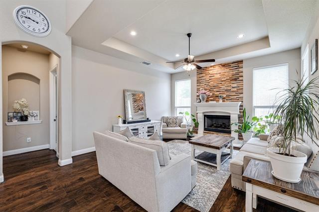 Building Photo - 7148 Chelsea Dr