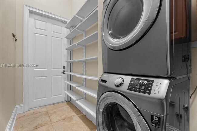 Building Photo - 2665 NW 100th Ave