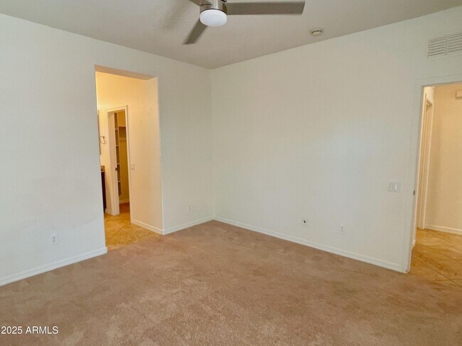 Building Photo - 3979 E Melinda Dr