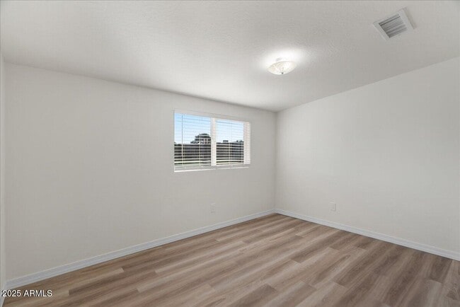 Building Photo - 2623 N 74th Pl