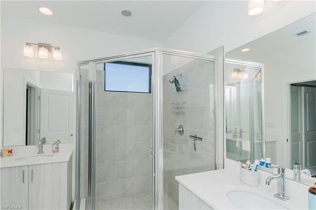 Building Photo - 5875 Cassidy Ln