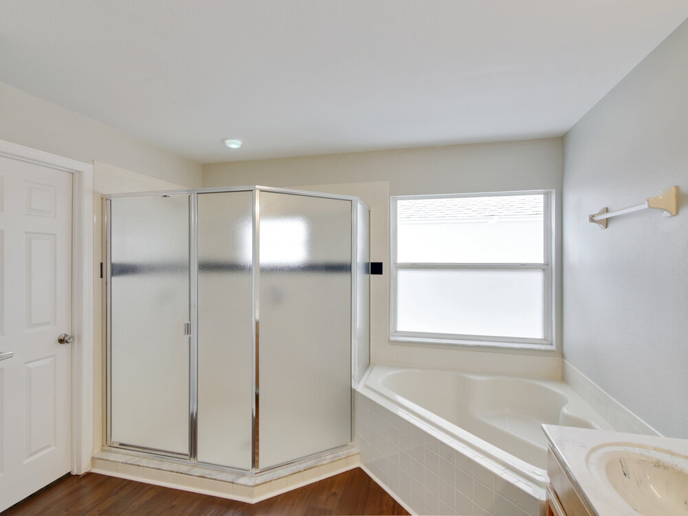 Building Photo - 16329 Coopers Hawk Ave