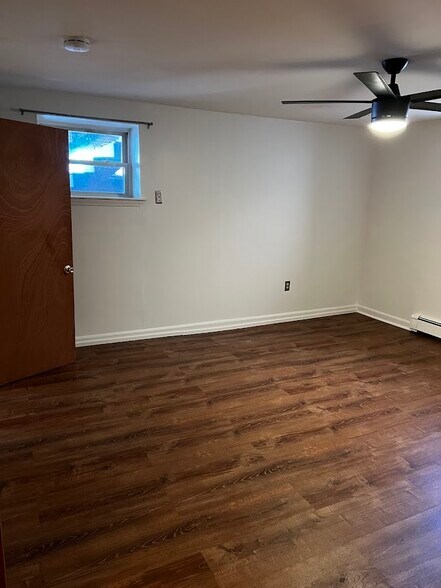 Bedroom 1 - 82 Chestnut St
