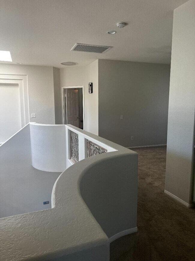 Building Photo - 45362 Tesiben Ct
