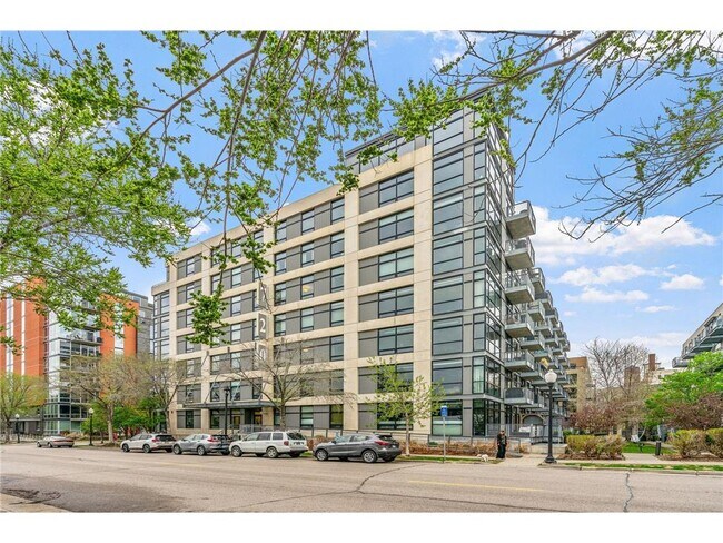 Building Photo - 720 N 4th St