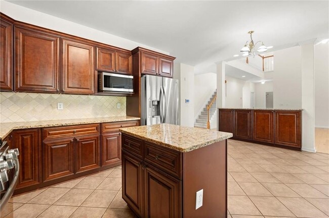 Building Photo - 1440 Grovehurst Dr