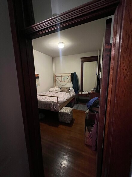 Building Photo - 1032 Portland Ave