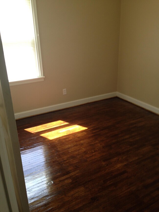 Building Photo - 4114 Nebraska Ave