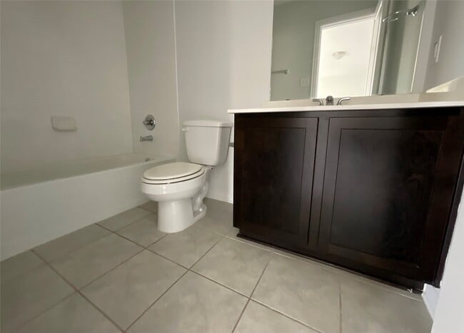 Building Photo - 8039 Brooks Crossing Dr