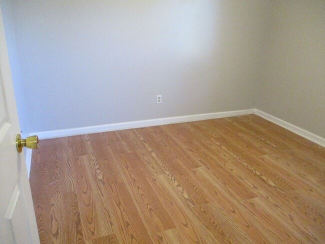 Building Photo - Great Location in Columbia County