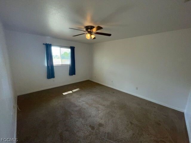 Building Photo - 721 Castlestone Ave S