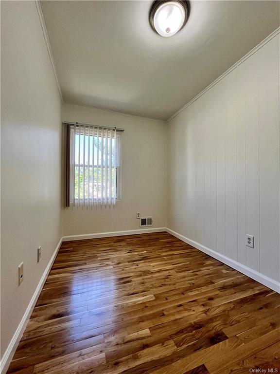 Building Photo - 40 Heritage Dr