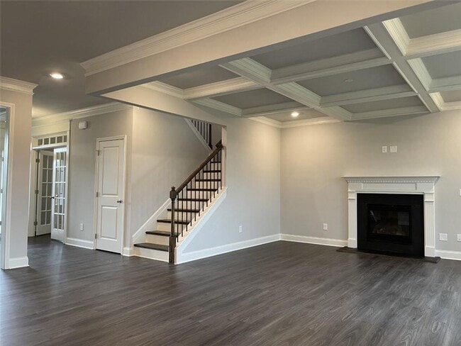 Building Photo - 4671 Silver Oak Dr