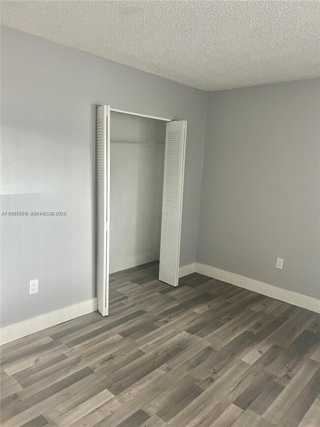 Building Photo - 4374 NW 9th Ave