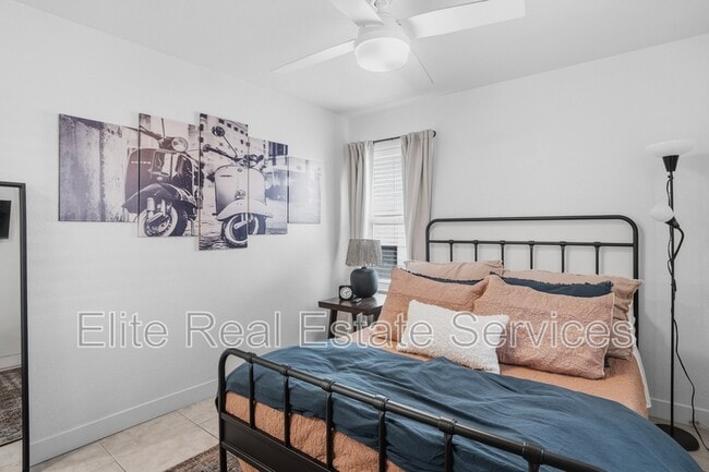 Building Photo - 2604 Juan St