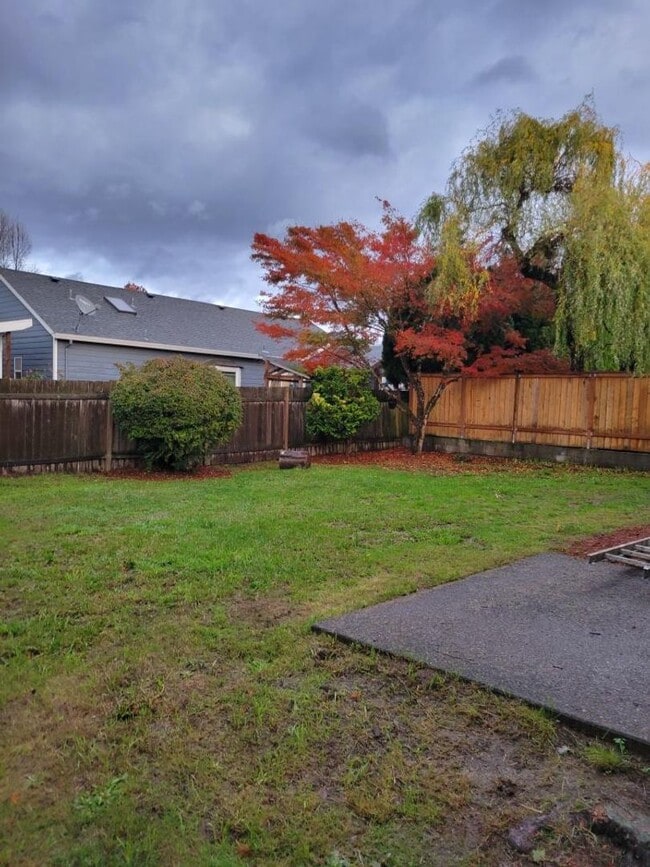 Building Photo - Quiet Area.1%-