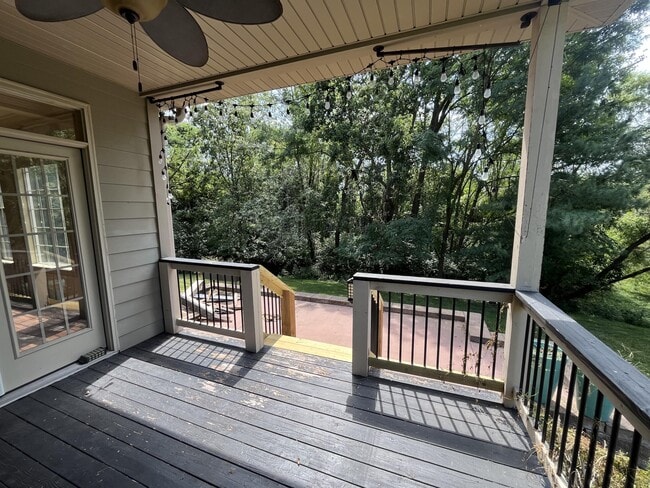 Building Photo - 2606 Stratford Chase Cir