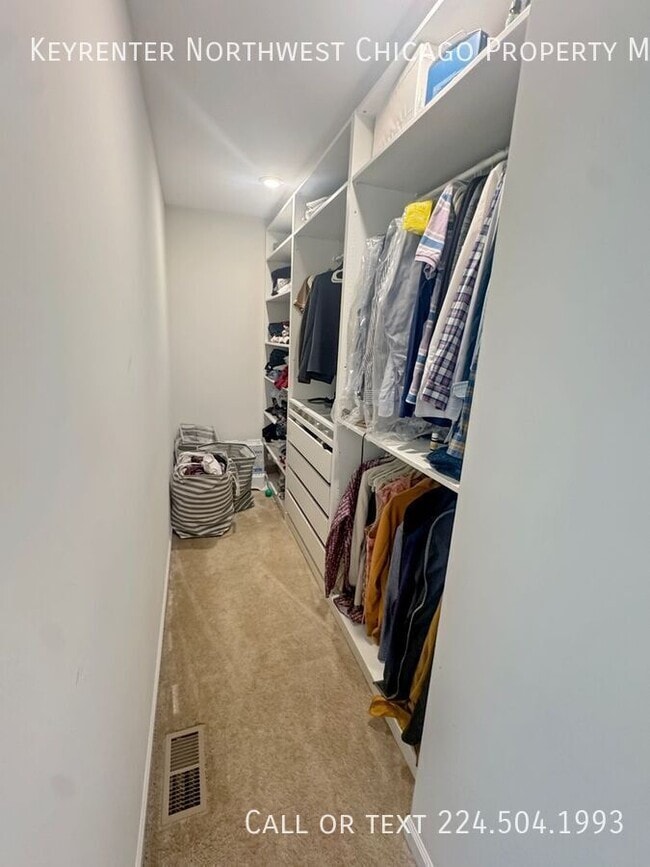 Building Photo - 170 Montvale Ln