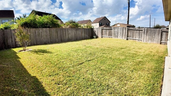 Building Photo - 15414 Rancho Plata Dr