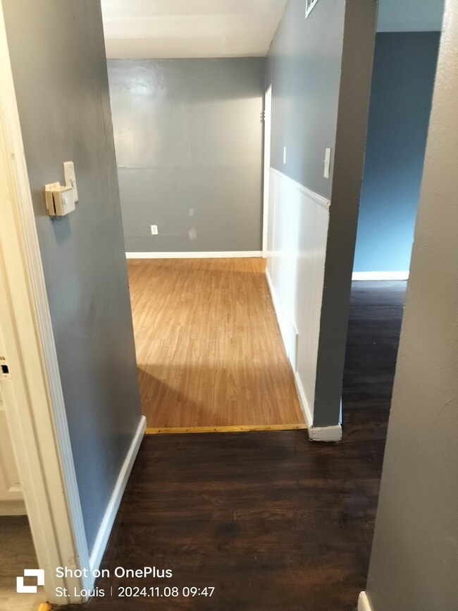 Building Photo - 10141 Baron Dr