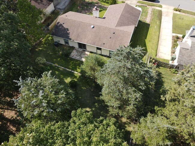 Building Photo - 1607 Burnley Dr