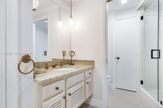 Building Photo - 721 San Bruno Ave