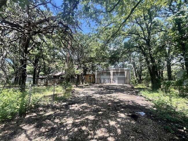 Building Photo - Cute 3 Bed 2 Bath for rent!
