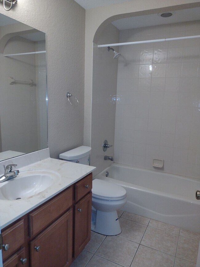 Building Photo - 17408 SE 121st Cir