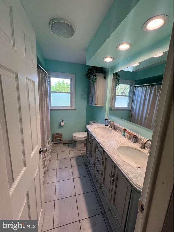 Building Photo - 214 Erford Rd