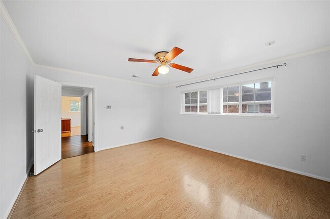 Building Photo - 5215 Cheena Dr