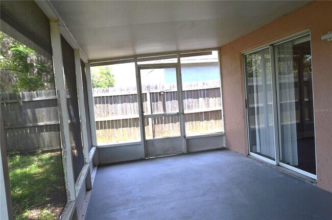 Building Photo - 424 Delicata Dr