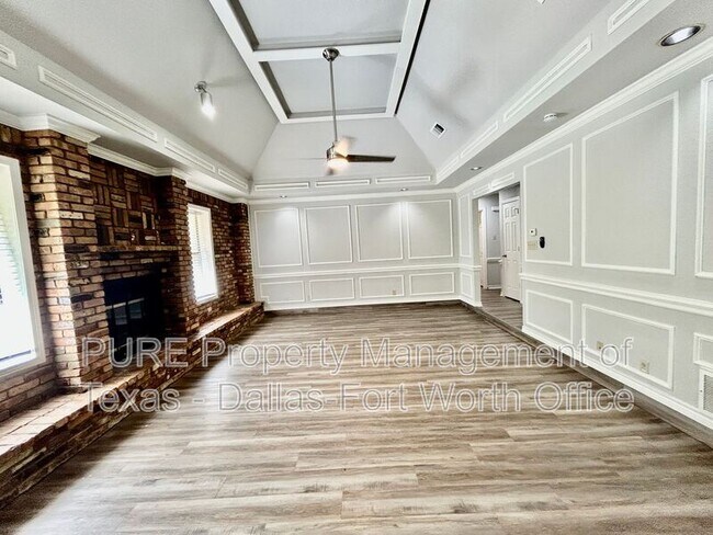 Building Photo - 7729 Red Oak St