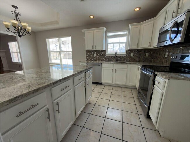 Building Photo - 1741 Apple Butter St