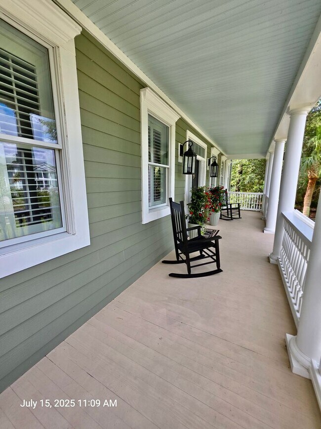 Building Photo - Executive 4 bedroom in Hamlin Plantation w...