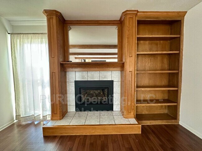 Building Photo - 5039 S 163rd Ave