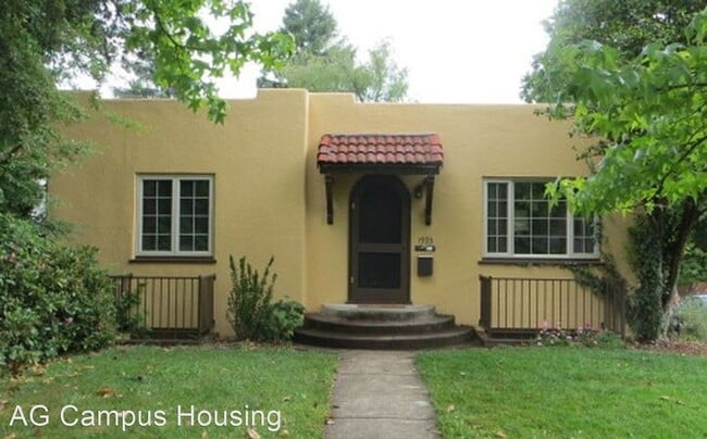 Building Photo - 5 br, 2 bath House - 1993 Onyx St.