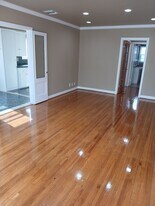 Building Photo - 10232 S 8th Ave