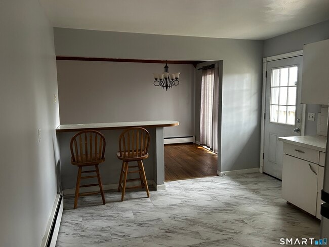 Building Photo - 87 Worcester Ave