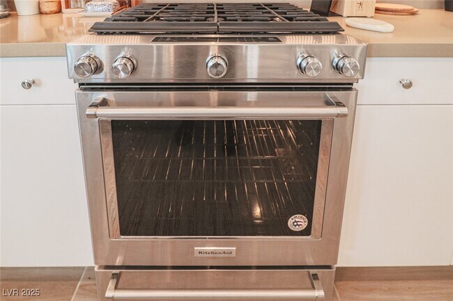 Building Photo - 11290 Hidden Peak Ave