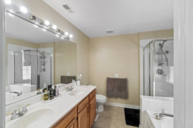 Building Photo - 1540 Coolspring Way