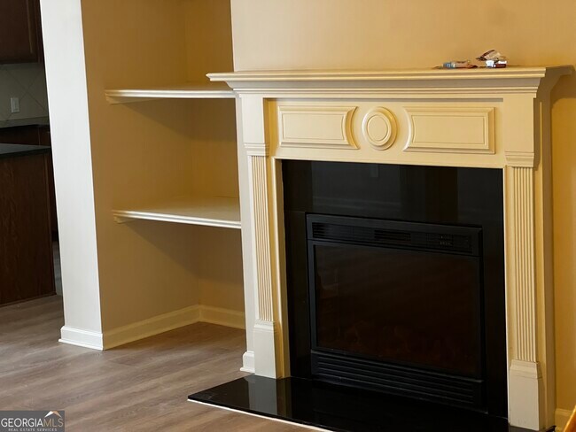 Building Photo - 3702 Brockenhurst Dr