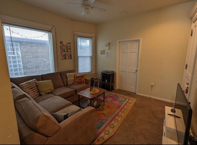 Building Photo - 2526 N Frederick Ave