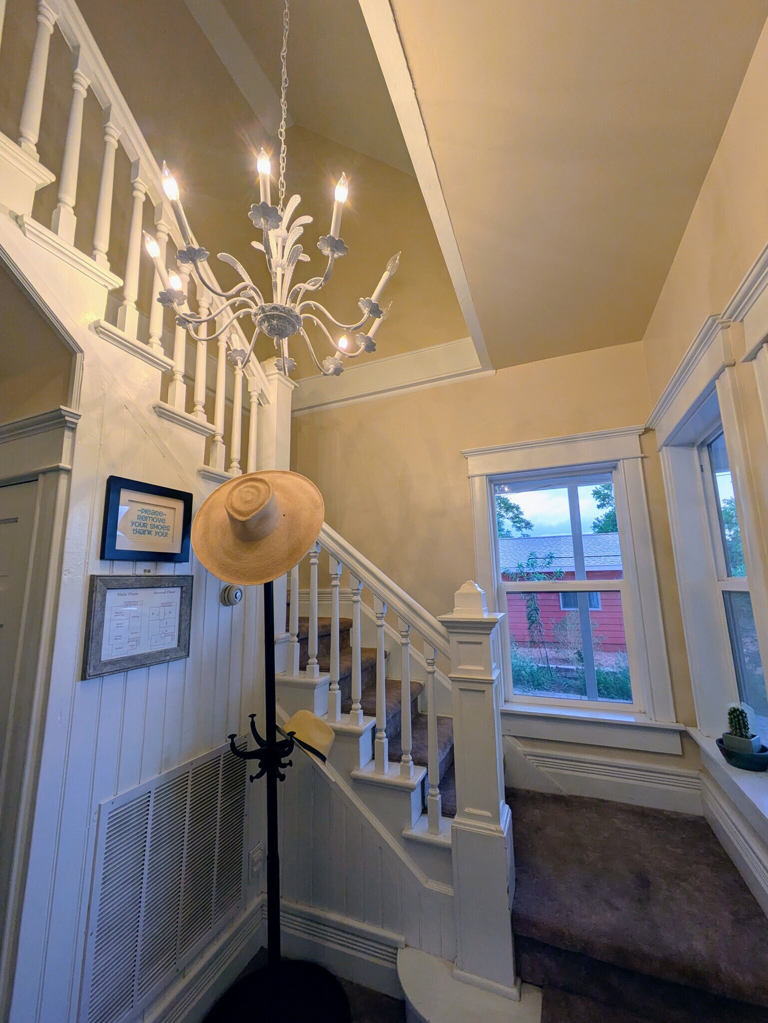 Building Photo - 250 N 100 W