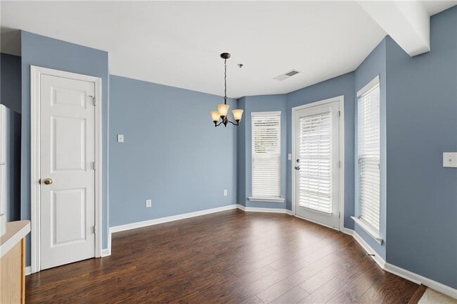 Building Photo - 247 Cottonwood Creek Cir