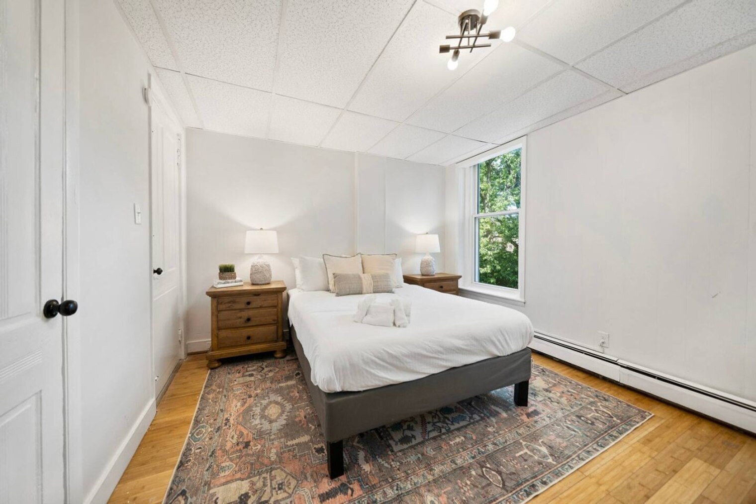 Building Photo - 242 Mccormick Pl