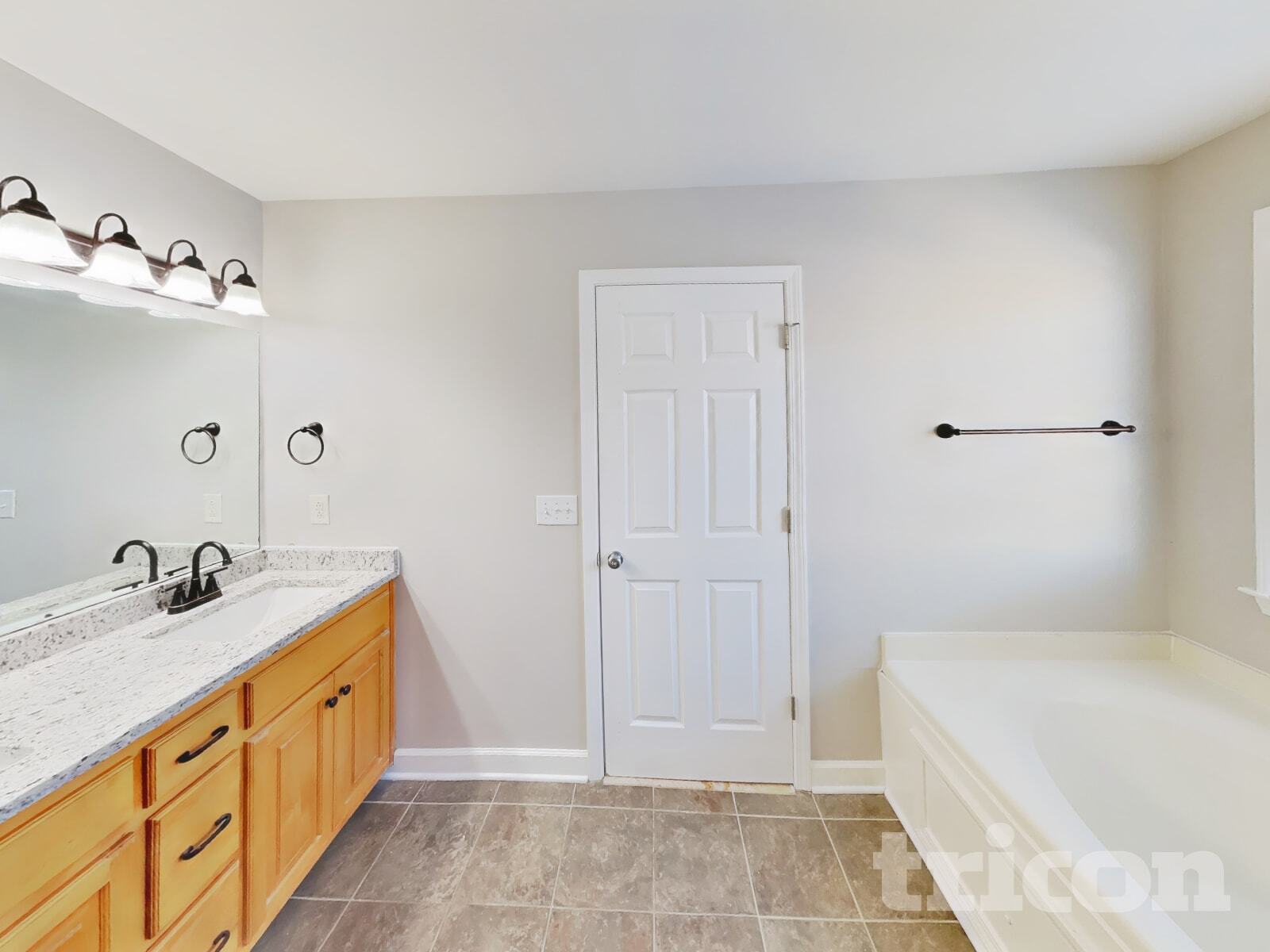 Building Photo - 3002 Helfrich Ct