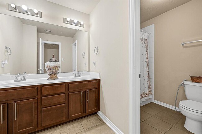 Building Photo - 2414 Snowy Egret Drive