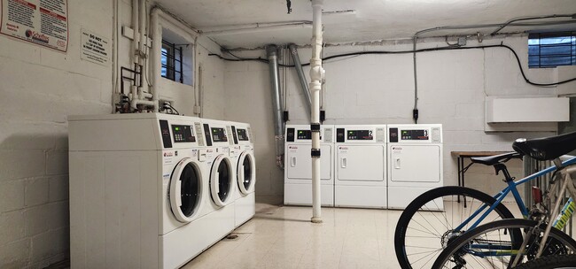 Laundry - 1301 N Ode St