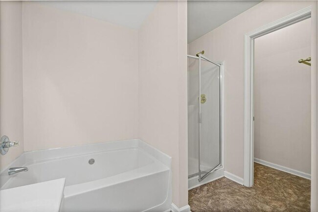 Building Photo - 1821 Willow Branch Ln